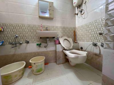 Bathroom Image of 1800 Sq.ft 4 BHK Villa for sale in Subhanpura Vadodara for Rs. 13000000