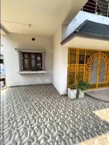 Balcony Image of 2200 Sq.ft 4 BHK Builder Floor for rent in Kathal More Ranchi for Rs. 28000