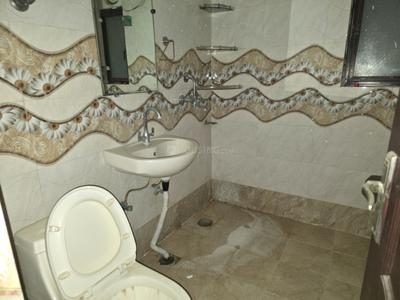 Bathroom Image of 1070 Sq.ft 2 BHK Apartment / Flat for sale in Divyansh Fabio, Crossings Republik Ghaziabad for Rs. 7500000