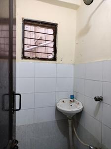 Common Bathroom Image of 450 Sq.ft 1 BHK Apartment / Flat for sale in Sector 23B Dwarka New Delhi for Rs. 6300000