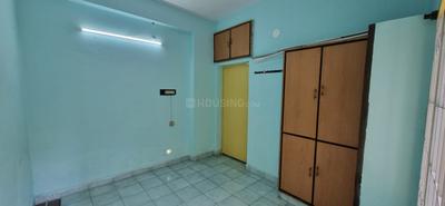 Bedroom Image of 1600 Sq.ft 3 BHK Apartment / Flat for rent in Benz Circle Vijayawada for Rs. 20000