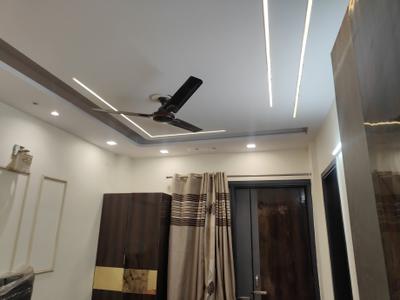Bedroom Image of 750 Sq.ft 2 BHK Builder Floor for rent in Dwarka Mor New Delhi for Rs. 17000