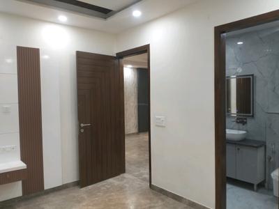 Bedroom Image of 1800 Sq.ft 3 BHK Builder Floor for sale in Vikaspuri New Delhi for Rs. 40000000