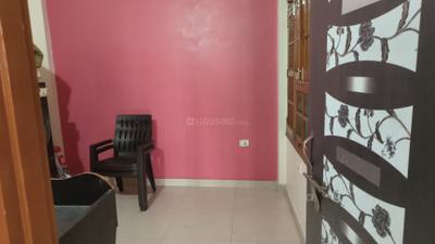 Bedroom Image of 800 Sq.ft 2 BHK Apartment / Flat for rent in Alambagh Lucknow for Rs. 12000