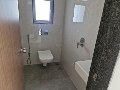 Image of 560 Sq.ft 2 BHK Apartment / Flat for sale in Shreeji Plaza, Malad West, Mumbai for Rs. 16000000