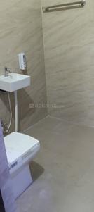 Bathroom Image of 850 Sq.ft 2 BHK Builder Floor for rent in Indira Nagar Lucknow for Rs. 8000