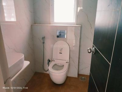 Bathroom Image of 1725 Sq.ft 4 BHK Apartment / Flat for sale in Erandwane Pune for Rs. 28000000