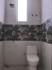 Common Bathroom Image of 1030 Sq.ft 2 BHK Apartment / Flat for sale in Aarambh Heights, Surajpur Greater Noida for Rs. 4805500