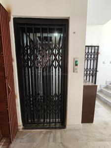 Bedroom Image of 750 Sq.ft 2 BHK Apartment / Flat for sale in Prince Anwar Shah Connector Kolkata for Rs. 4600000