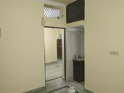 Living Room Image of 850 Sq.ft 3 BHK Apartment / Flat for sale in Paschim Vihar New Delhi for Rs. 9000000