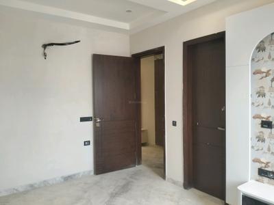 Bedroom Image of 1800 Sq.ft 3 BHK Builder Floor for sale in Paschim Vihar New Delhi for Rs. 35000000