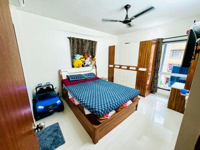 Bedroom Image of 699 Sq.ft 2 BHK Apartment / Flat for rent in Royal Oasis, Malad West Mumbai for Rs. 60000