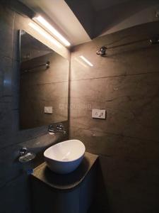 Bathroom Image of 1852 Sq.ft 3 BHK Apartment / Flat for rent in Adajan Surat for Rs. 26000