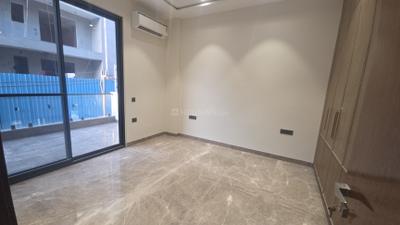 Bedroom Image of 2550 Sq.ft 4 BHK Builder Floor for sale in Rajouri Garden New Delhi for Rs. 56000000