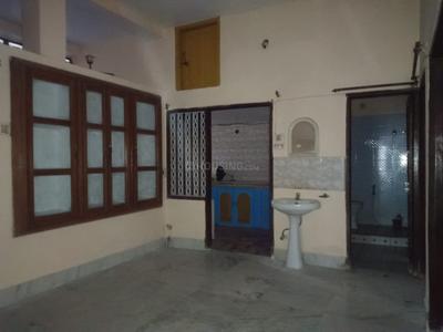 Living Room Image of 2400 Sq.ft 3 BHK Builder Floor for rent in Bankman Colony Patna for Rs. 16000