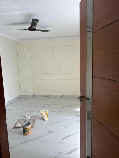 Signature Global The Roselia Main Image 1