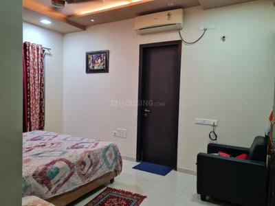 Bedroom Image of 1000 Sq.ft 2 BHK Apartment / Flat for sale in Lodha Luxuria, Thane West Thane for Rs. 17000000