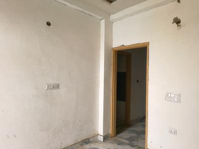 Bedroom Image of 750 Sq.ft 2 BHK Builder Floor for sale in DLF Ankur Vihar Ghaziabad for Rs. 2355938