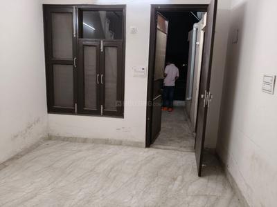 Bedroom Image of 713 Sq.ft 2 BHK Builder Floor for rent in Mukherjee Nagar New Delhi for Rs. 23000
