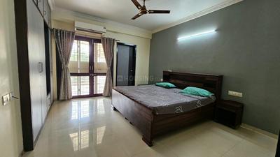 Bedroom Image of 3500 Sq.ft 5 BHK Apartment / Flat for rent in Bhayli Vadodara for Rs. 60000