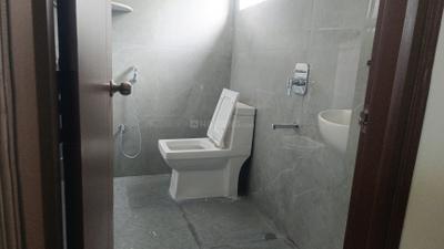 Bathroom Image of 1210 Sq.ft 3 BHK Apartment / Flat for rent in Kondapur Hyderabad for Rs. 45000