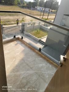 Balcony Image of 2003 Sq.ft 4 BHK Villa for rent in Ganesh Exotica Bungalows, Vaishno Devi Circle Ahmedabad for Rs. 35000