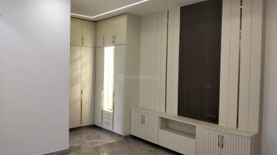 Bedroom Image of 1850 Sq.ft 3 BHK Builder Floor for sale in Paschim Vihar New Delhi for Rs. 39000000