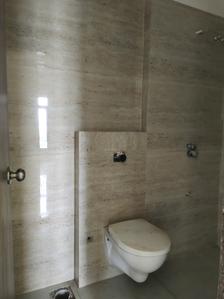 Common Bathroom Image of 800 Sq.ft 2 BHK Apartment / Flat for rent in Abrol Signature, Malad West Mumbai for Rs. 47000