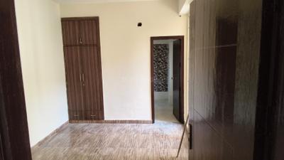 Living Room Image of 1050 Sq.ft 2 BHK Apartment / Flat for rent in Zeta I Greater Noida for Rs. 22000