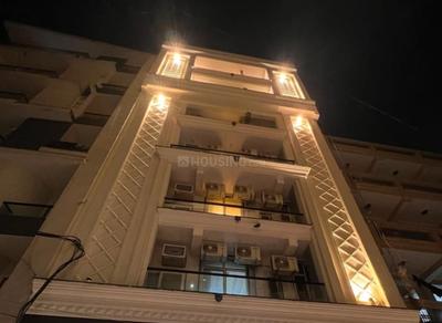 Image of 600 Sq.ft 1 RK Studio for rent in Sector 17, Gurgaon for Rs. 21500