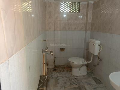 Bathroom Image of 700 Sq.ft 1 BHK Builder Floor for rent in Guru Teg Bahadur Nagar Jalandhar for Rs. 9000