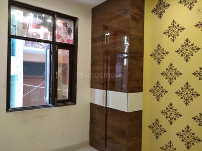 Bedroom Image of 1299 Sq.ft 3 BHK Builder Floor for rent in Karol Bagh New Delhi for Rs. 40000