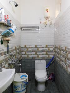 Bathroom Image of 1470 Sq.ft 3 BHK Apartment / Flat for sale in Lakshmi Harsha Homes, Bandlaguda Jagir Hyderabad for Rs. 9150000
