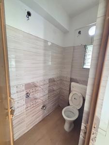 Bathroom Image of 900 Sq.ft 2 BHK Apartment / Flat for sale in Girish Park Kolkata for Rs. 5850000