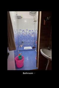 Bathroom Image of 600 Sq.ft 1 BHK Builder Floor for sale in DDA GDA Flats, Indirapuram Ghaziabad for Rs. 2500000