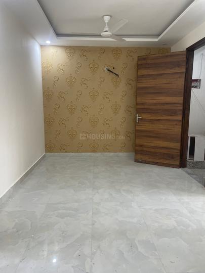 Sainik Colony, Sector 49 Main Image 1
