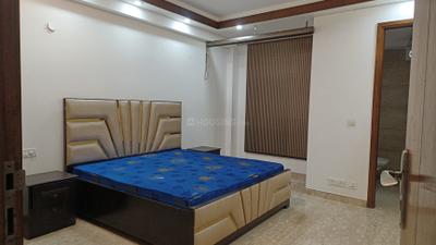 Bedroom Image of 2000 Sq.ft 3 BHK Builder Floor for rent in Greater Kailash II New Delhi for Rs. 125000