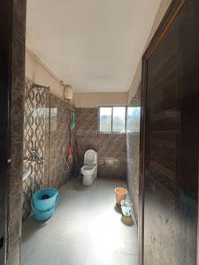 Bathroom Image of 600 Sq.ft 1 RK Independent House for rent in Zoo Tiniali Guwahati for Rs. 14000