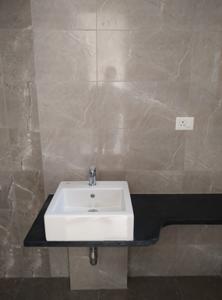 Bathroom Image of 980 Sq.ft 2 BHK Apartment / Flat for rent in Mahindra Centralis Tower 3, Pimpri Pune for Rs. 35000