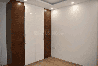 Bedroom Image of 1350 Sq.ft 3 BHK Builder Floor for sale in Paschim Vihar New Delhi for Rs. 27000000