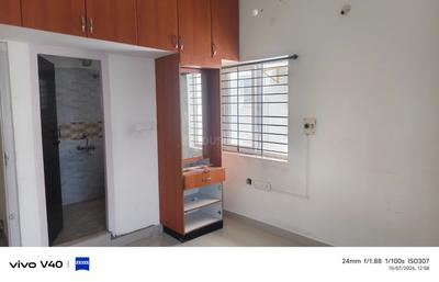 Bedroom Image of 1130 Sq.ft 2 BHK Apartment / Flat for rent in Karapakkam Chennai for Rs. 25000