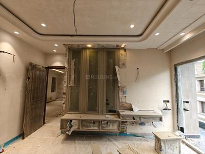 Bedroom Image of 2448 Sq.ft 4 BHK Builder Floor for sale in Model Town New Delhi for Rs. 50000000
