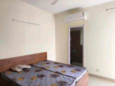 Bedroom Image of 1045 Sq.ft 2 BHK Apartment / Flat for rent in Suncity Avenue 76, Sector 76 Gurgaon for Rs. 32000