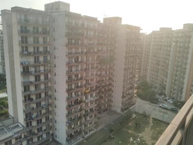 Image of 645 Sq.ft 3 BHK Apartment / Flat for sale in ROF Aalayas Phase 2, Sector 102, Gurgaon for Rs. 8200000
