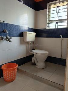 Bathroom Image of 900 Sq.ft 2 BHK Apartment / Flat for rent in Kala Pahar Guwahati for Rs. 23000