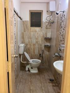 Bathroom Image of 1415 Sq.ft 3 BHK Apartment / Flat for sale in Magna Magnum Opus, Gachibowli Hyderabad for Rs. 15000000