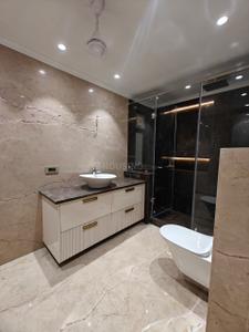 Bathroom Image of 4900 Sq.ft 4 BHK Builder Floor for sale in New Friends Colony New Delhi for Rs. 135000000