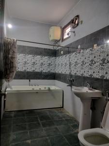 Image of 1650 Sq.ft 2 BHK Apartment / Flat for rent in Nallagandla, Hyderabad for Rs. 40000