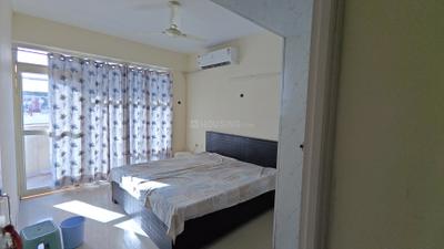 Bedroom Image of 850 Sq.ft 2 BHK Apartment / Flat for rent in Pyramid Urban 67A, Sector 67 Gurgaon for Rs. 25000