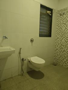 Common Bathroom Image of 1065 Sq.ft 2 BHK Apartment / Flat for sale in Tilak Nagar Sai Kurpa, Chembur Mumbai for Rs. 16500000